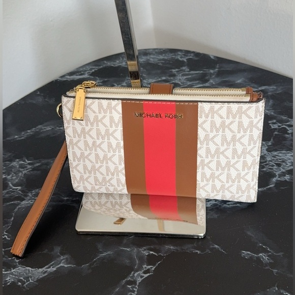 Michael Kors Logo Jet Set Double Zip Wristlet Wallet
Dahlia Red Brown AUTHENTIC - Picture 2 of 11